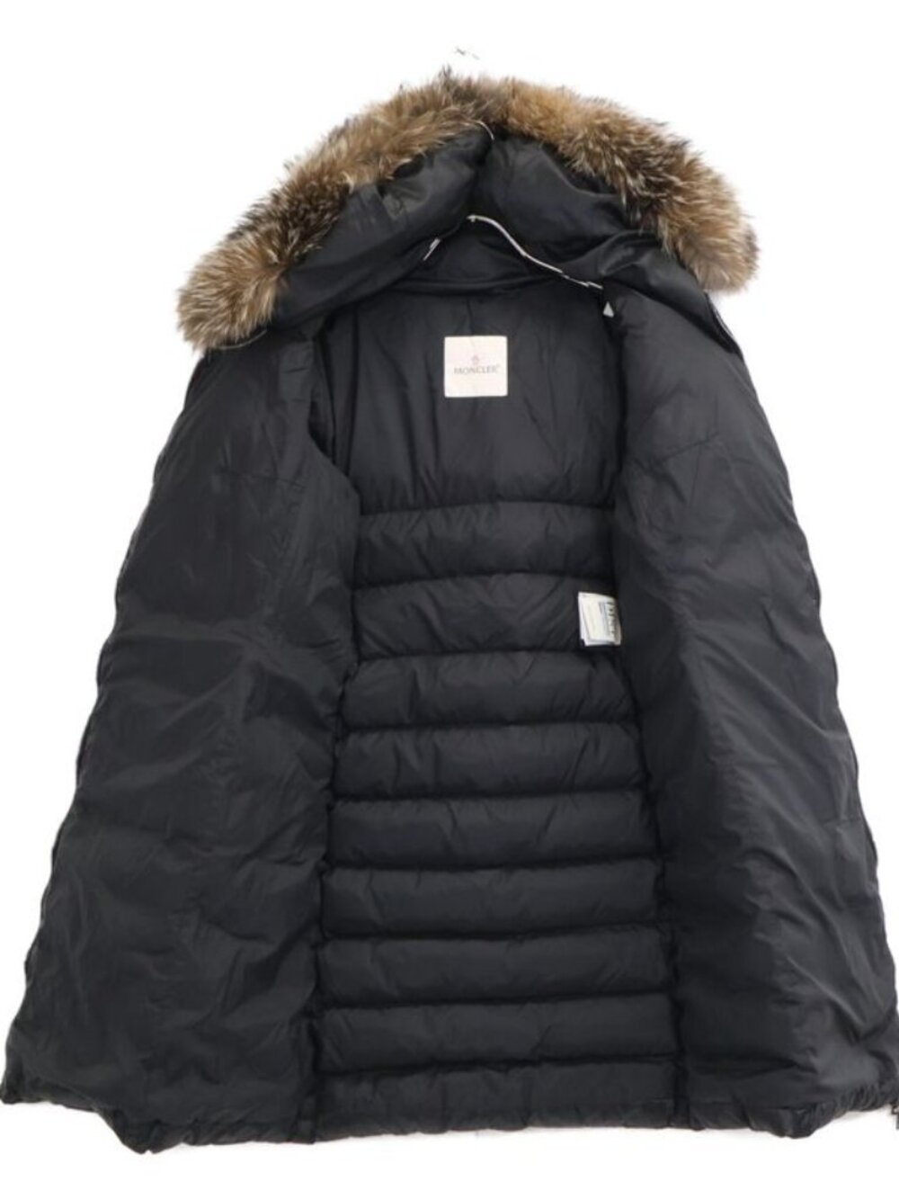 Moncler Tinuv Down with Belt - Picture 4 of 10